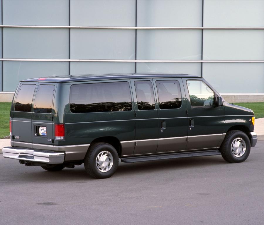  Ford Econoline 1997 года  (фото 16 из 44)
